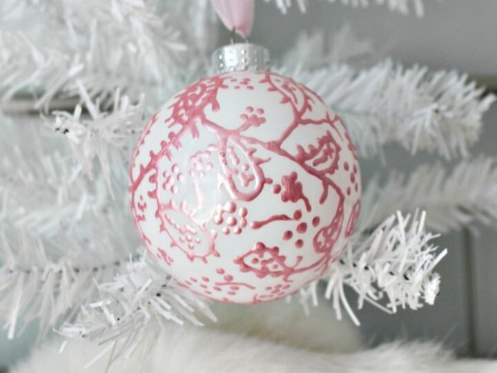 Image for How To Make Easy Hand Painted Christmas Ornaments