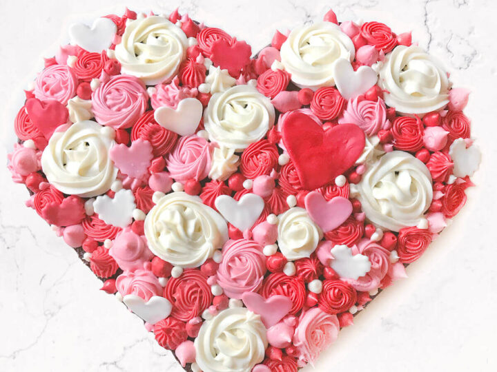 Image for Easy Chocolate Heart Cake