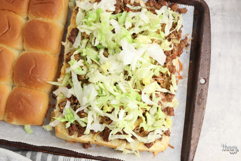 taco sliders with lettuce