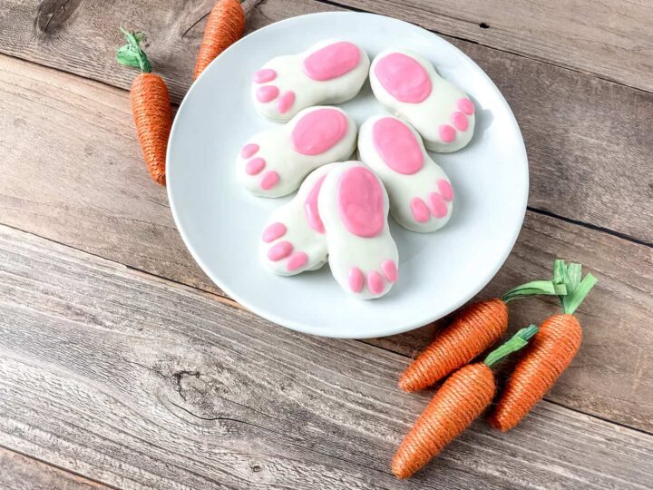 Image for EASY Easter Bunny Feet Cookies