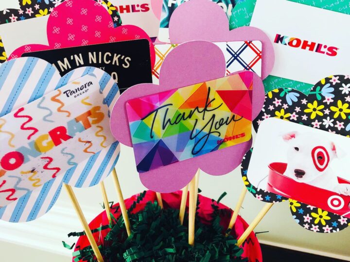 Image for How to Make a Gift Card Bouquet for Teachers