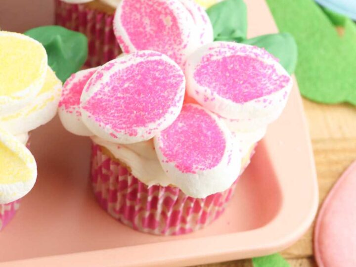 marshmallow flower cupcakes
