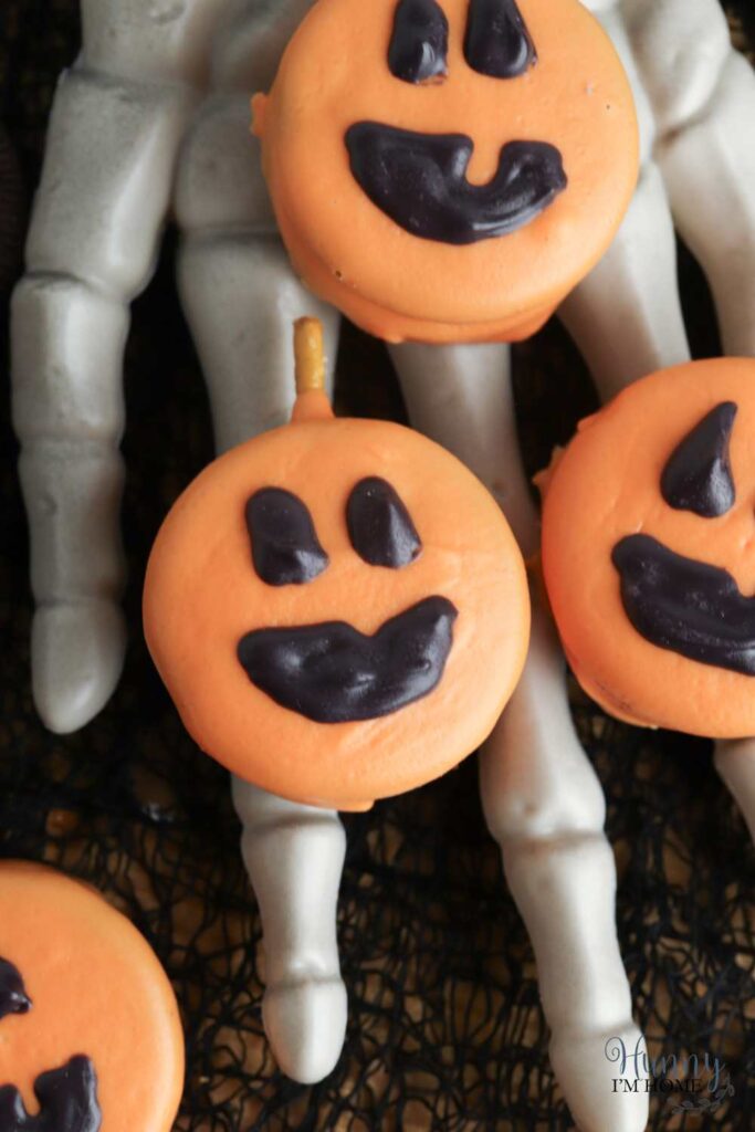 halloween chocolate covered oreos