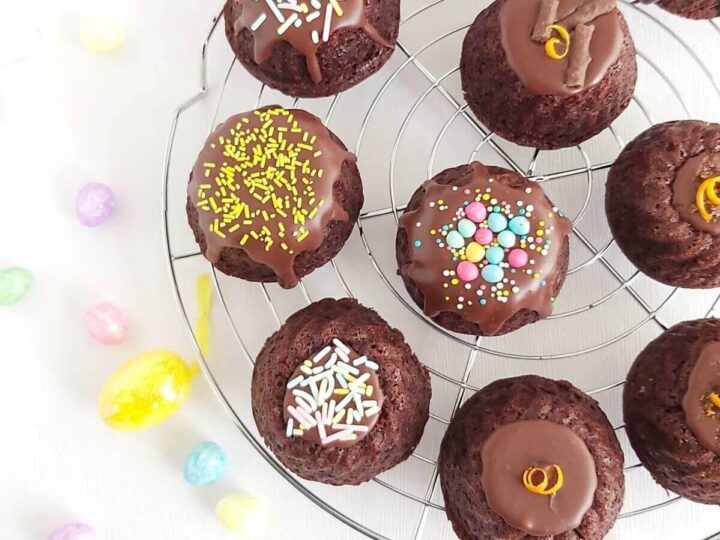 Image for Mini Chocolate Bundt Cakes With Easter Surprise Inside