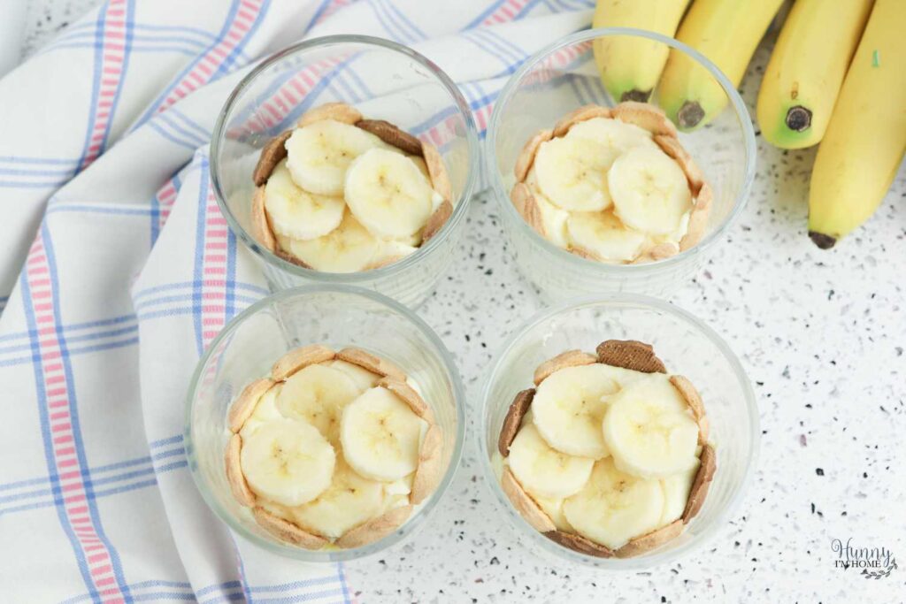 banana pudding trifle layers