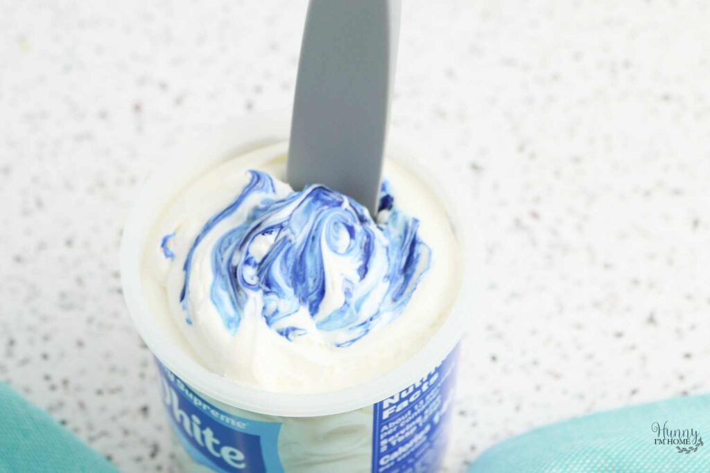 blue icing for shark treats