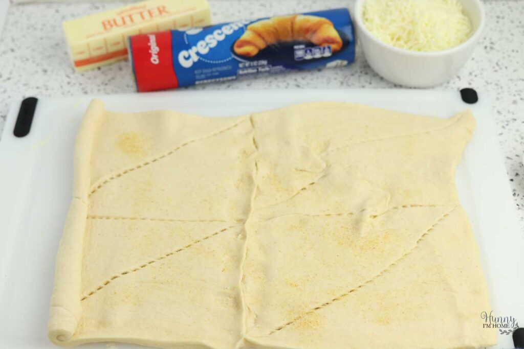 garlic bread with crescent rolls