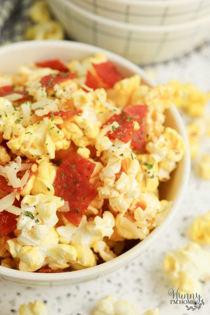 how to make pizza popcorn