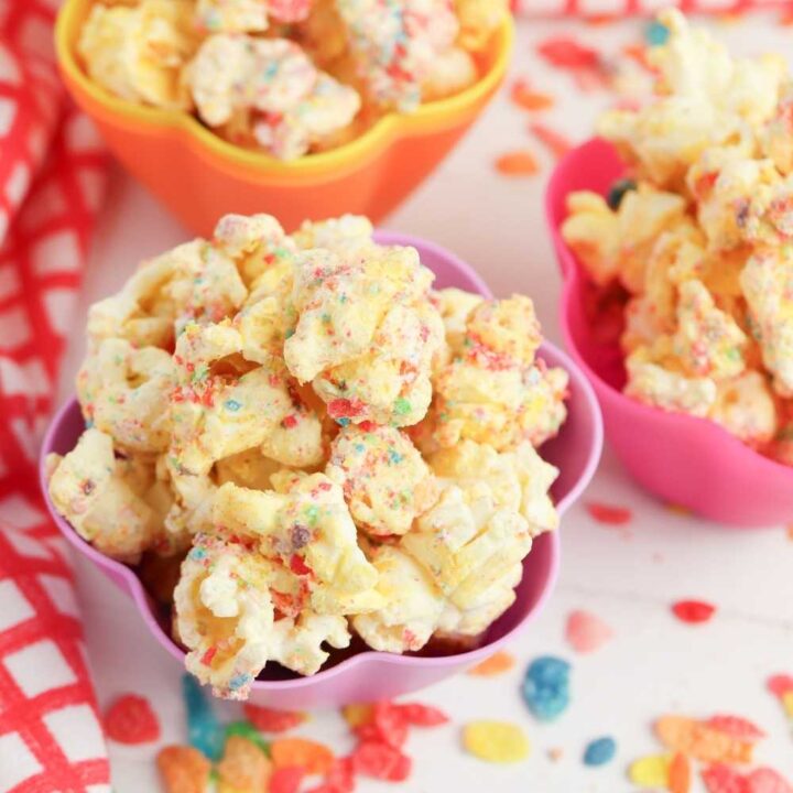 popcorn with fruity pebbles